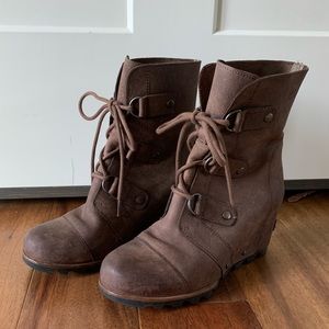 Sorel Joan of Arctic Wedge Boots Women’s 8.5